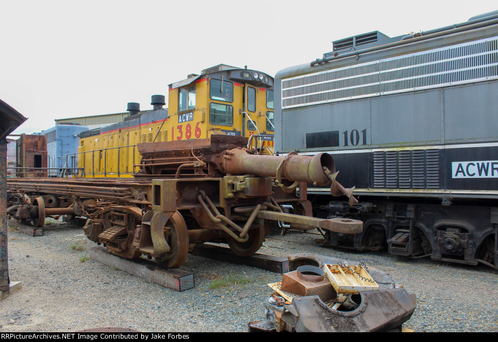 Frisco 1352s Tender Frame.